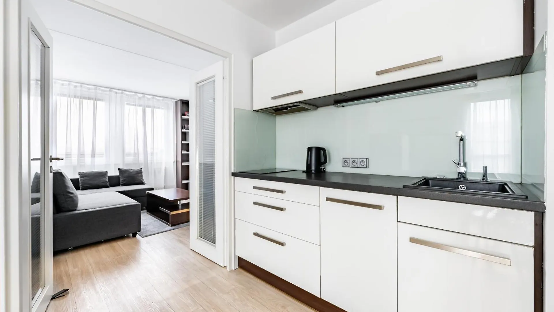 Family Apartment Prague 0*,